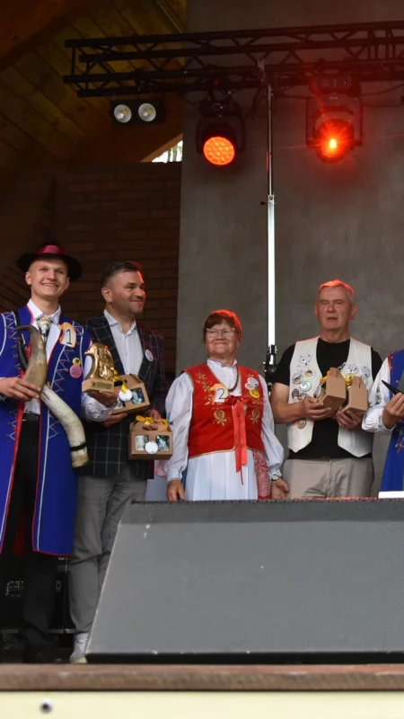 Chmielno pachniało tabaką. Tłumy na Festiwalu Tradycji Kaszubskich i XXIII Mistrzostwach Polski w Zażywaniu Tabaki
