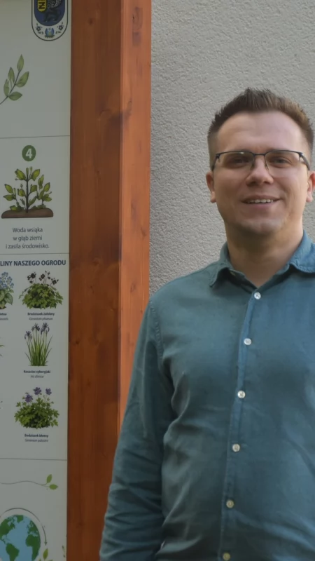 Było błoto, woda i pomoc strażaków. Tak w sześć dni rozwiązano problem zalewania szkoły w Baninie