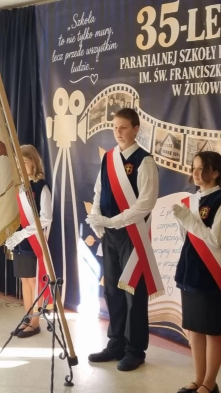 35 lat Parafialnej Szkoły Podstawowej w Żukowie. Były życzenia od burmistrz