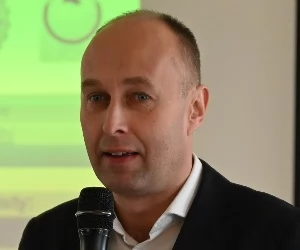 Aleksander Mach 