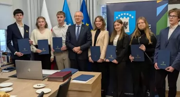  Stypendia Starosty Kartuskiego po raz 20. wręczone najzdolniejszym studentom