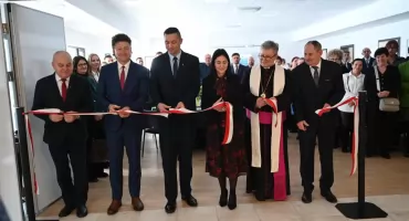 „Radosna Przystań” już otwarta. Nowy dom dziennego pobytu w Sierakowicach dla seniorów i osób z niepełnosprawnościami