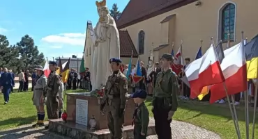 Obchody 235. rocznicy uchwalenia Konstytucji 3 Maja. Patriotyczne święto i piknik militarny w Żukowie