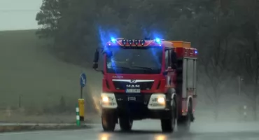Somonino. Kierowca stracił panowanie nad pojazdem, doszło do dachowania