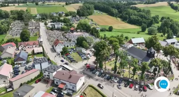 Kaszubi u stóp swojej Królowej. W Sianowie trwa odpust Matki Bożej Szkaplerznej
