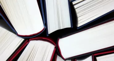 Spotkanie autorskie z Markiem Stelarem, mistrzem kryminału. Literacka uczta w Żukowie