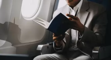 Podróż służbowa: jak nie tracić czasu jeszcze przed wylotem