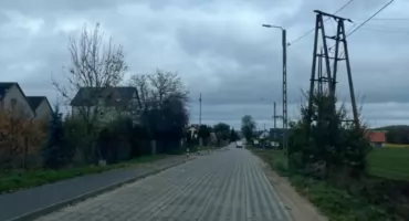 Utrudnienia w ruchu na ul. Jarzębinowej w Lniskach