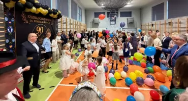 90 lat Szkoły Podstawowej im. Remusa w Glinczu. Jubileusz pełen wspomnień i wzruszeń