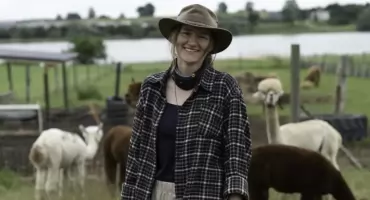 Klaudia z Dzierżążna w „Damach i wieśniaczkach”. Jak poradziła sobie w mieście?