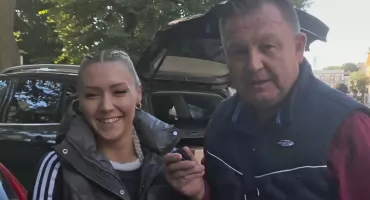 Budynek poczty w Kartuzach ma już 136 lat. Zobaczcie archiwalne zdjęcia i poznajcie listonoszkę Martynę