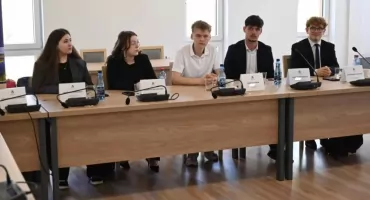 Młodzi mieszkańcy gminy Somonino mogą zgłaszać się do Młodzieżowej Rady Gminy. Nabór już trwa