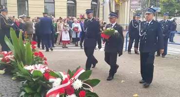 Odpust Świętego Brunona w Kartuzach: przemarsz, kwiaty pod kapliczką i msza w kolegiacie