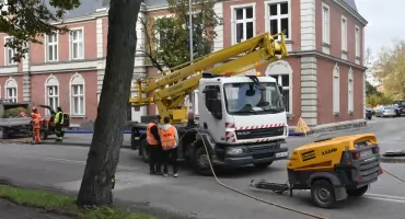 Jeden odcinek ulicy Gdańskiej w Kartuzach otwarty, na kolejnym ruszył remont